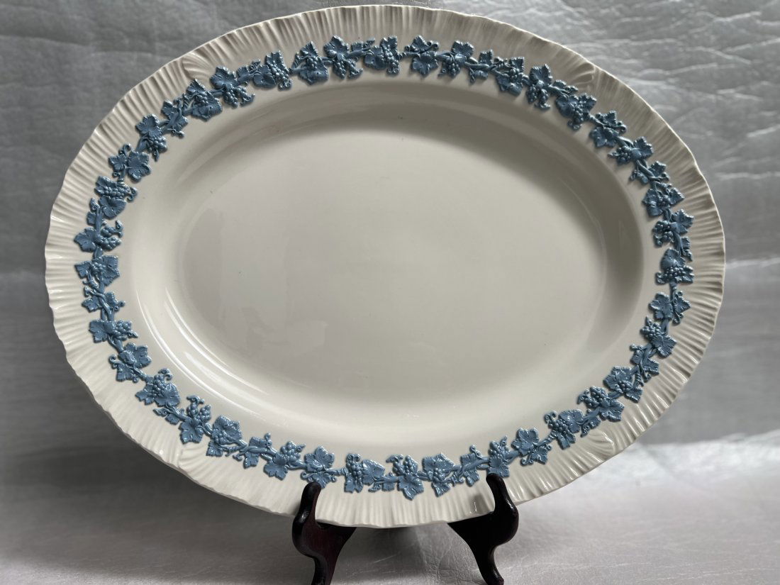 Wedgwood  Large Serving Platter Etruria Barlaston Queen Ware Blue Lavender (1 of 2)