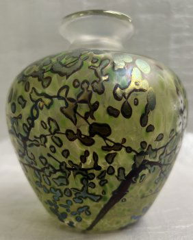 STUNNING HAND PAINTED MURANO STYYE VASE SIGNED BY THE ARTIST