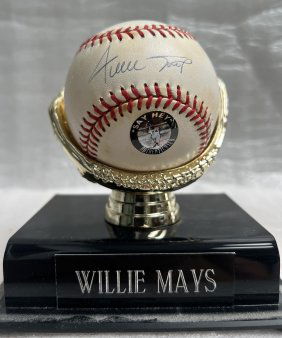 Willie Mays Autographed National League Baseball with  Display Case