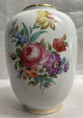 Wein Augarten Austria Porcelain Floral&nbsp;  Vase