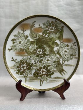 ANTIQUE KUTANI JAPANESE PEACOCK PLATE WITH WOOD STAND