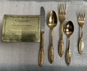 SUPREME VERMAI 23 KARAT GOLD PLATED 50 PIECE FLATWARE SET