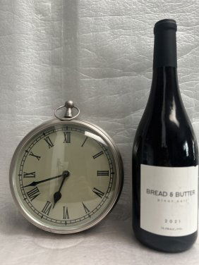 POTTERY BARM VINTAGE CLOCK WITH STAND QUARTZ HD-1688