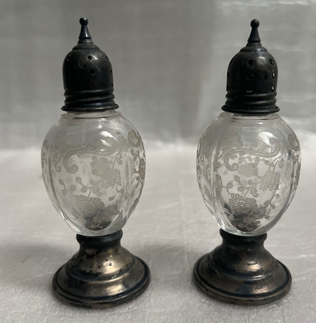 antique sterling silver salt and pepper shakers etched glass (1 of 2)