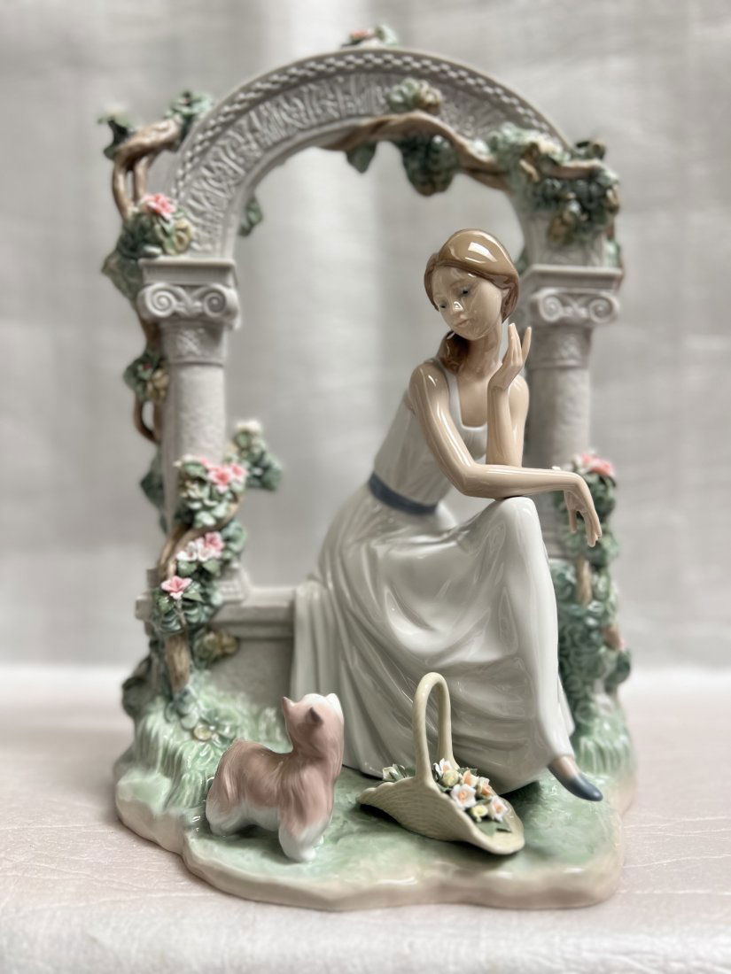 LLADRO PORCELAIN FIGURINE "TRANQUILITY" #6677  14"T  9"W 5" D (1 of 5)