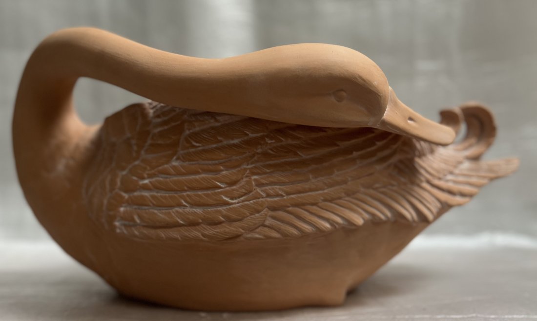 ITALIAN CLAY SWAN HAND MADE VASE OR PLANTER (1 of 4)