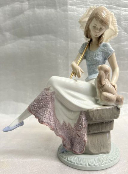 Vintage  LLADRO Picture Perfect  Retired  #7612  Collectable Figurine (1 of 5)