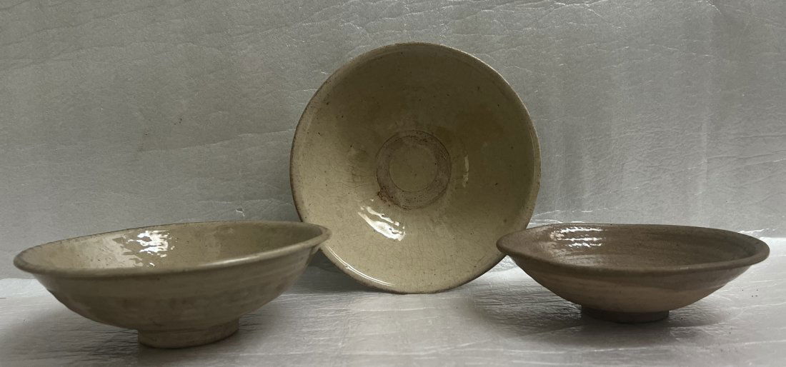ANTIQUE MING-SONG DYNASTY BEIGE BOWLS SET OF THREE 2.75" T  7" W (1 of 7)
