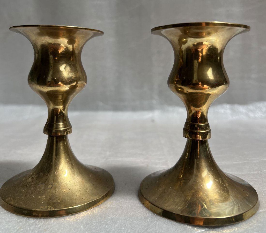 VINTAGE Brass Decorative Handcrafted Artware Candle Holders Made in India (1 of 4)