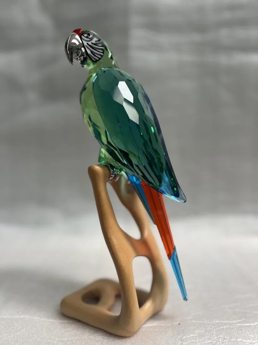 Swarovski Crystal Macaw Chrome Green #685824 Large Parrot Bird (1 of 5)