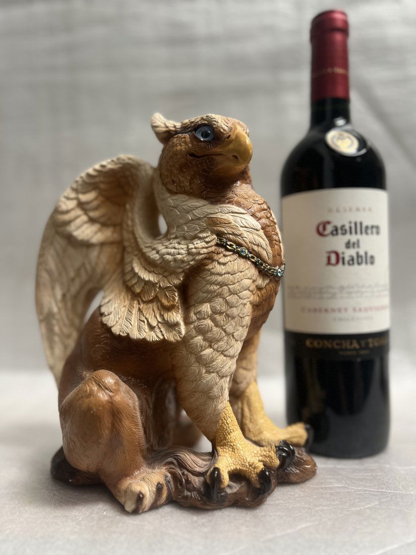 Windstone Editions Pena 1989  - Brown & Tan Blue Eyed Griffin 9" tall (1 of 5)