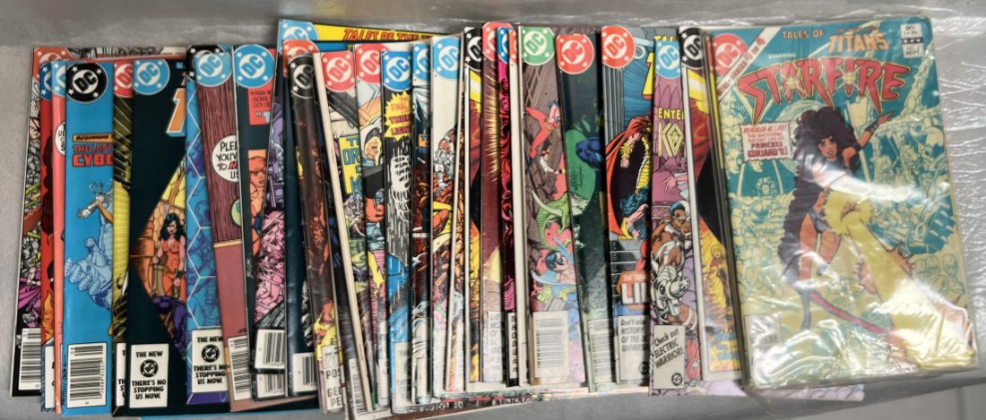 Collection of 35 Comic Books from the 1980s    DC (1 of 3)