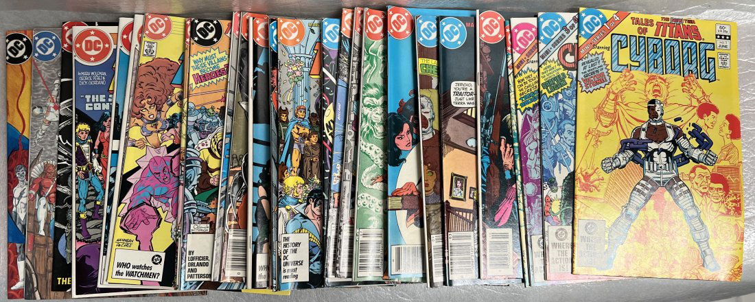 Collection of 31 Comic Books from the 1980s    DC Tale of the Titants (1 of 4)