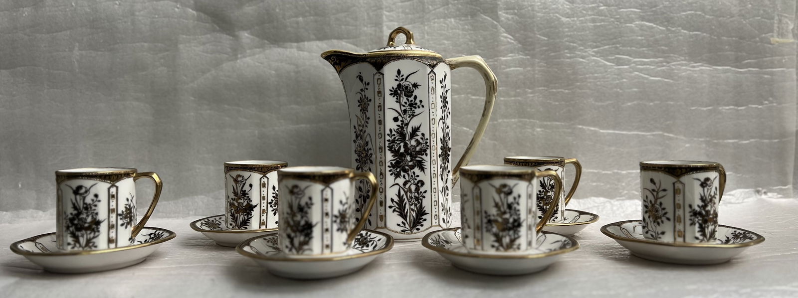 ANTIQUE NIPPON HAND PAINTED ROSES BLACK W 24k ACCENT CHOCOLATE POT/ TEA 6 CUPS AND SAUCERS (1 of 4)