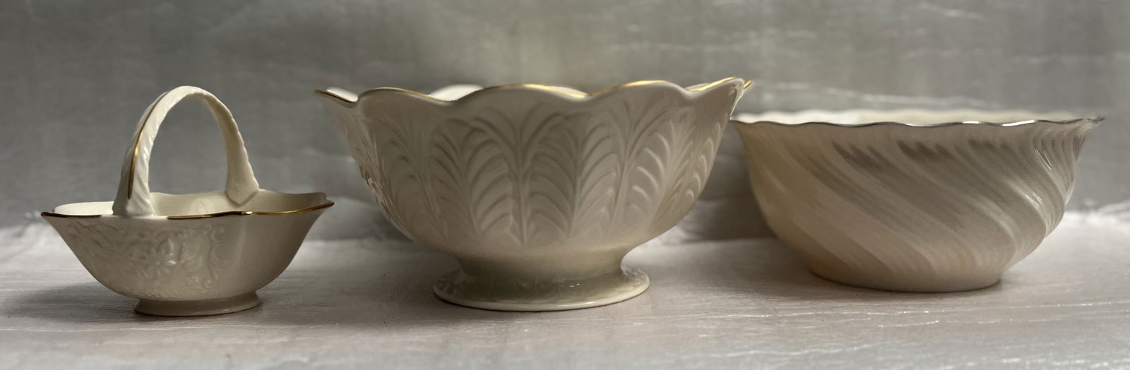 Collection of 3 Lenox Feathered Pedistal Bowls (1 of 6)