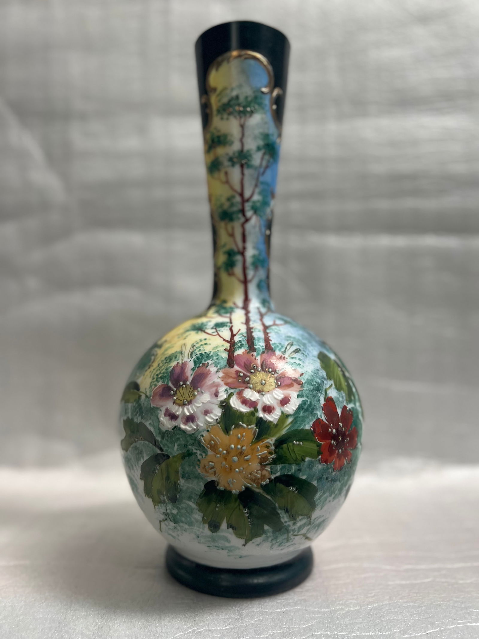 VINTAGE CZECHOSLOVAKIAN HAND PAINTED VASES, ACCENTED WITH 24 K GOLD: This mid-century modern vase is a stunning piece that will add a touch of elegance to any space. The vase features a beautiful hand-painted floral design, with a delicate Oriental milk glass finish. C