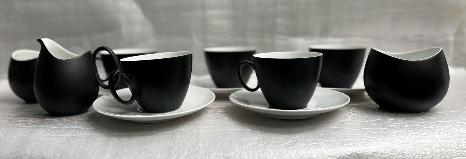 THOMAS BY ROSENTHAL GERMANY 13 PIECE TEA SET (1 of 5)