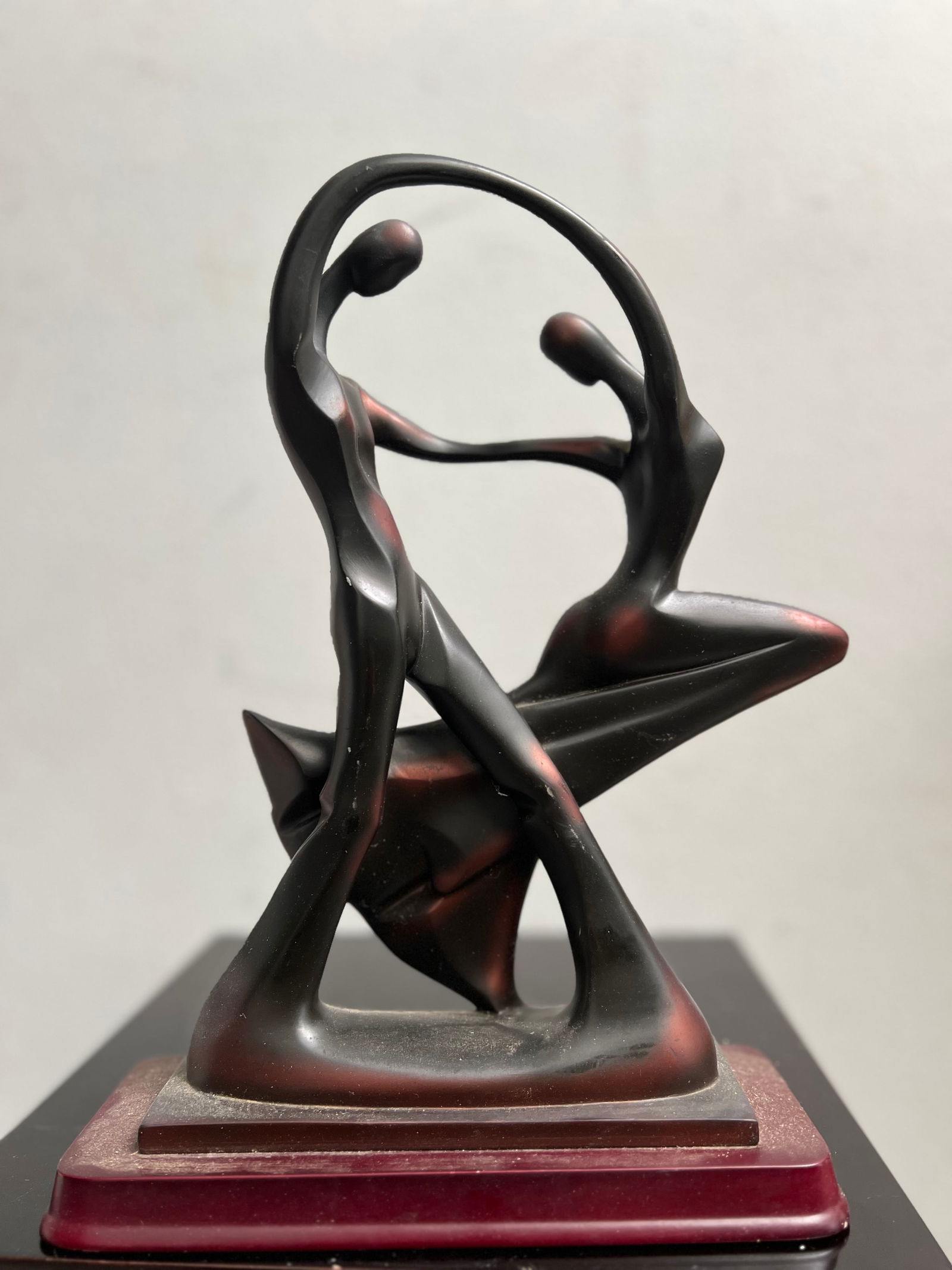 Two Latin Figurine Ornament Lantin Dancers Herco Abstract  Copper Toned (1 of 2)