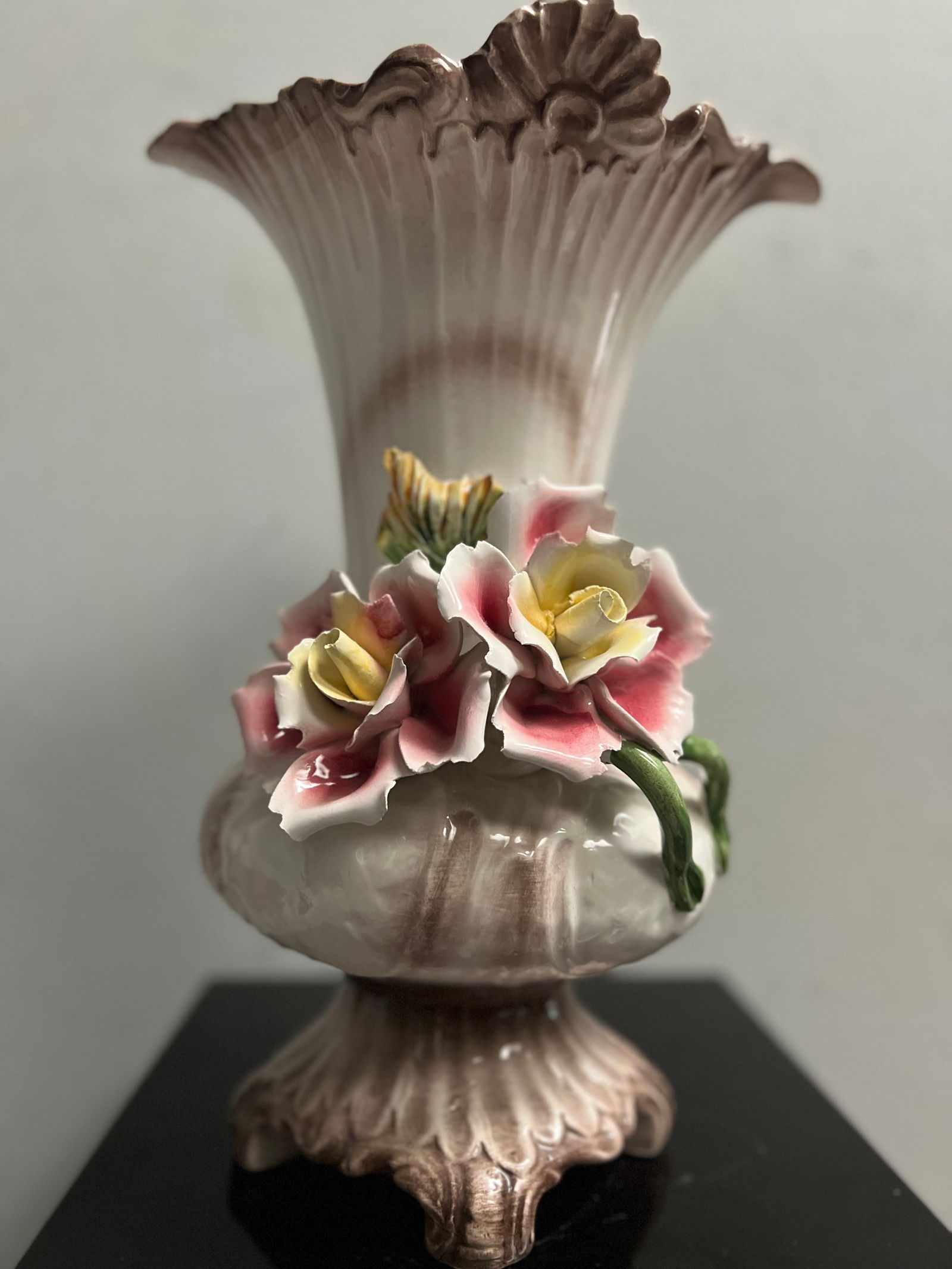Vintage Large Italian Capodimonte Ceramin Flower Double Handle urn/ Vase (1 of 5)