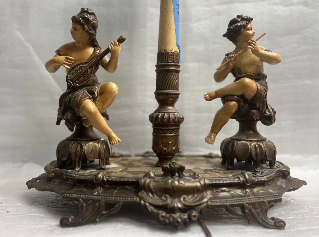 VINTAGE FIGURAL CHERUB BRASS - BRONZE FRENCH LAMP AFTER AUGUSTE MOREA (1 of 5)