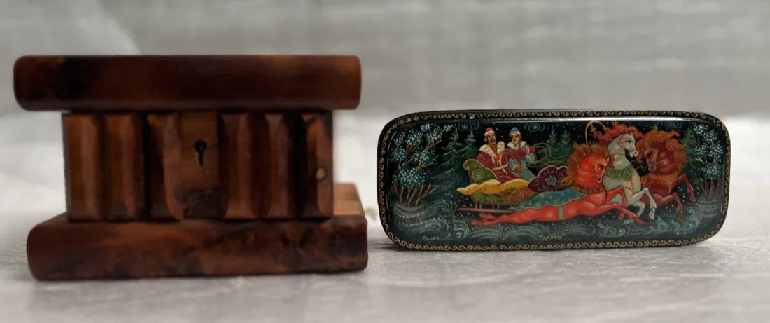 MOROCCAN THUYA WOOD MAGIC BOX & UKRAINIAN LACQUER TRINKET BOX UKRAINIAN FAIRY TAIL (1 of 4)