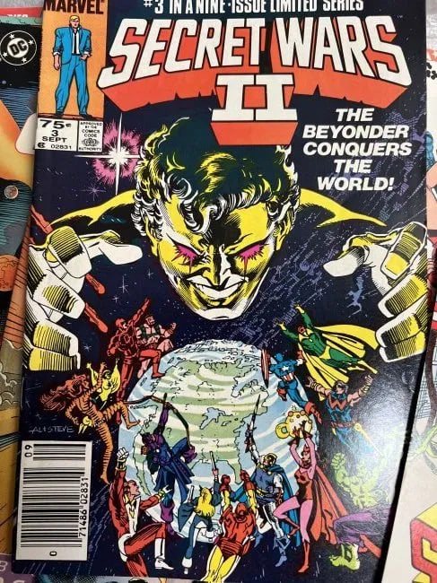 Collection of 29 Comic Books from the 1980s Marvel & DC With Collector Books (1 of 7)