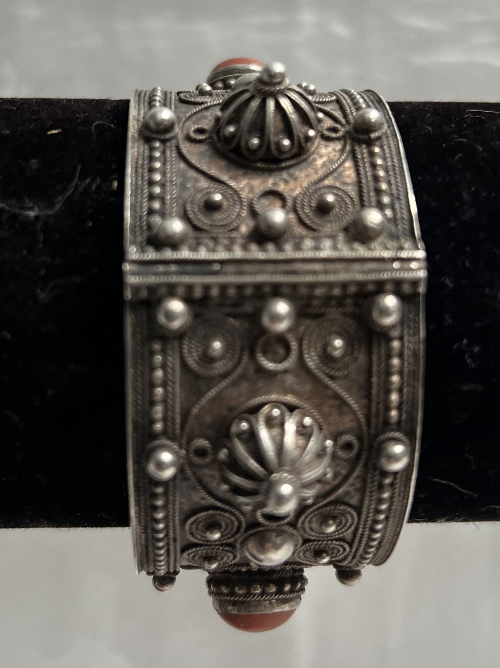 Bezalel Academy of Art & Design Sterling Bracelet Jerusalem Israel 65 Grams (1 of 3)