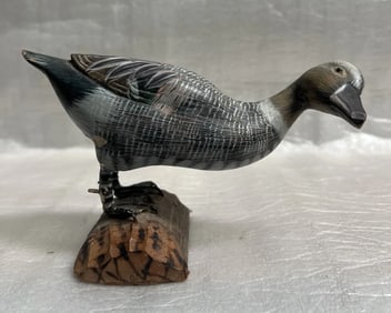 Hand Carved and Hand Painted Vintage Duck Figurine Hunting Style Decoy 4" T 7"