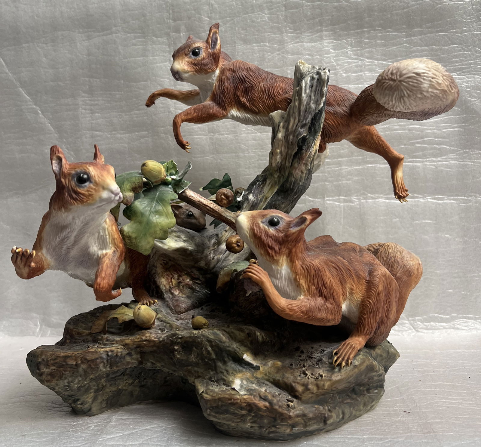 Boehm Porcelain, Limited Edition, European Red Squirrels Figurine (1 of 4)