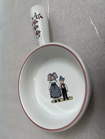 HANSI Small Round Ceramic Dish with Handle 6.5" L 1.25 D