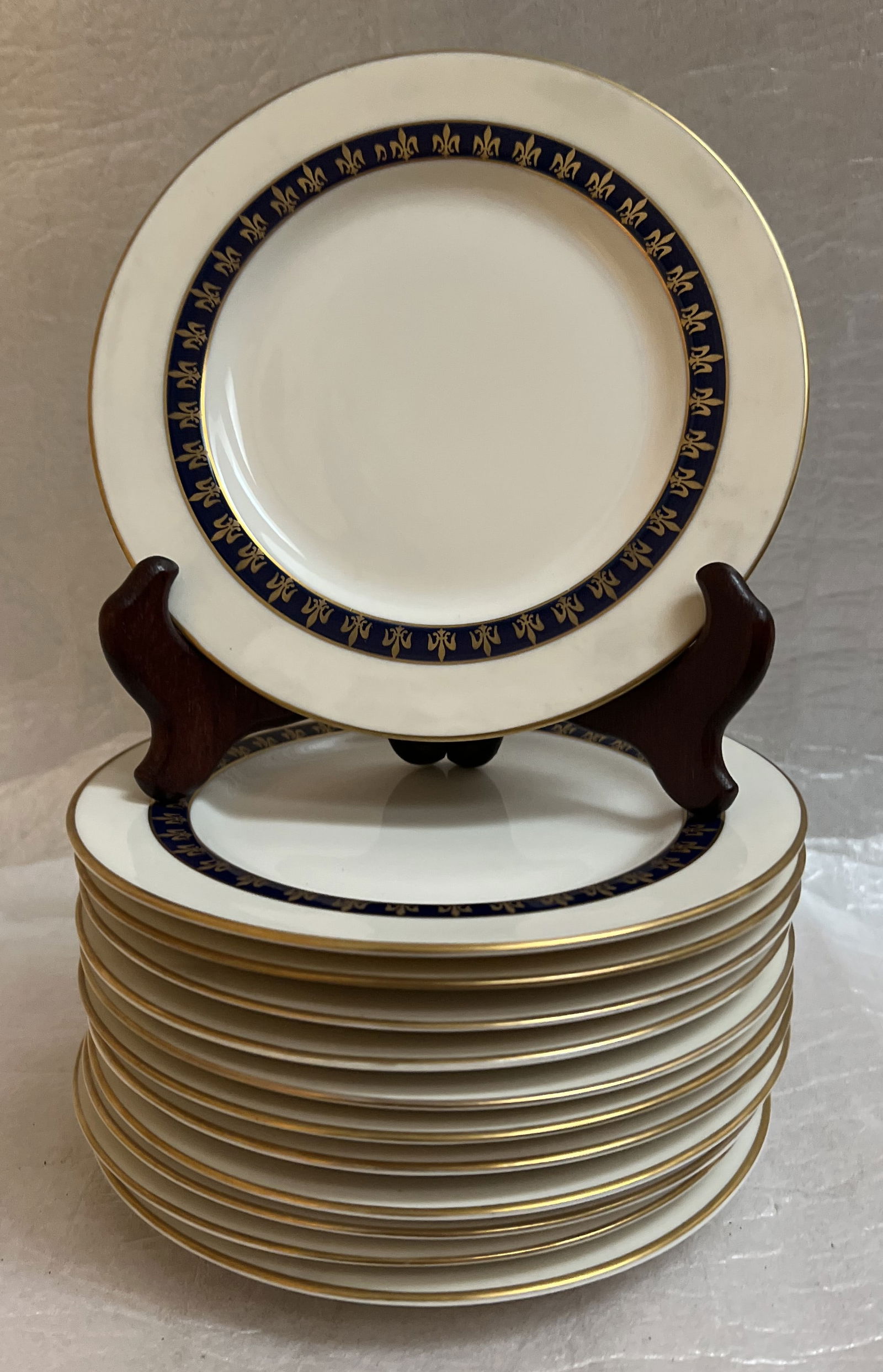 Set of 12 Theodore Haviland Bread/Side  Plate New York 7.5" (1 of 3)
