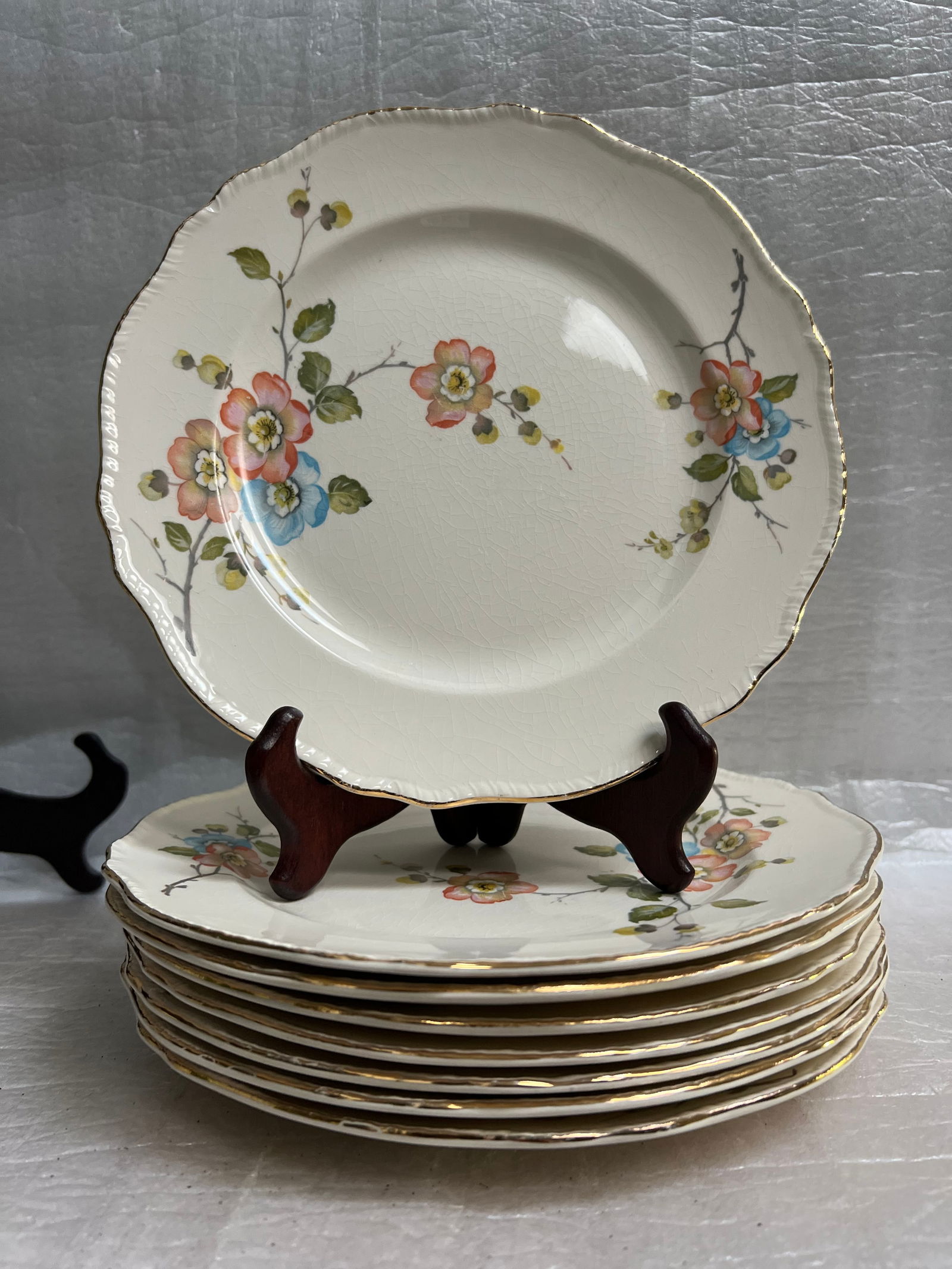 Set of 8 Vintage Homer Laughlin China Company, Dinner Plates Mid Century: Set of 8 Vintage Homer Laughlin China Company, Dinner Plates likely in the Virginia Rose shape, featuring a floral pattern that resembles apple blossoms or a similar delicate floral design, possibly w