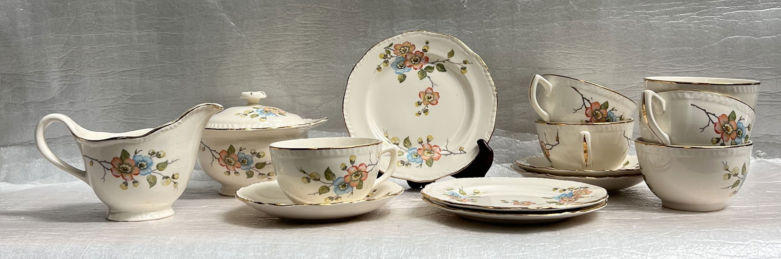 14 Piece Vintage Homer Laughlin China Tea Set Circa Mid Century: 14 Piece Vintage Homer Laughlin China Tea Set Circa Mid Century6 tea cups, 3 saucers, 3 cake plates , Sugar bowl, creamerHomer Laughlin China Company,tea set likely in the Virginia Rose shape, featuri