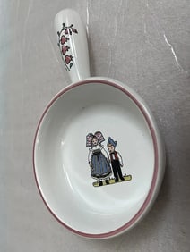 HANSI Small Round Ceramic Dish with Handle 6.5" L 1.25 D