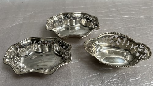 Set of 3  Tiffany & Co Sterling Silver Nut Dishes 4.2 oz