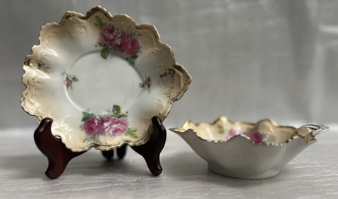 Set of 2 Vintage Serving Dishes