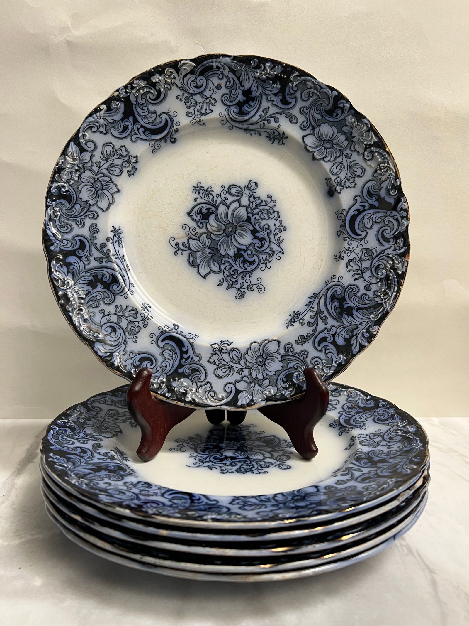 Set of 6 Antique Alfred Meakin England "Ormonde" Flow Blue 9" Plates (c. 1897–1930) (1 of 3)