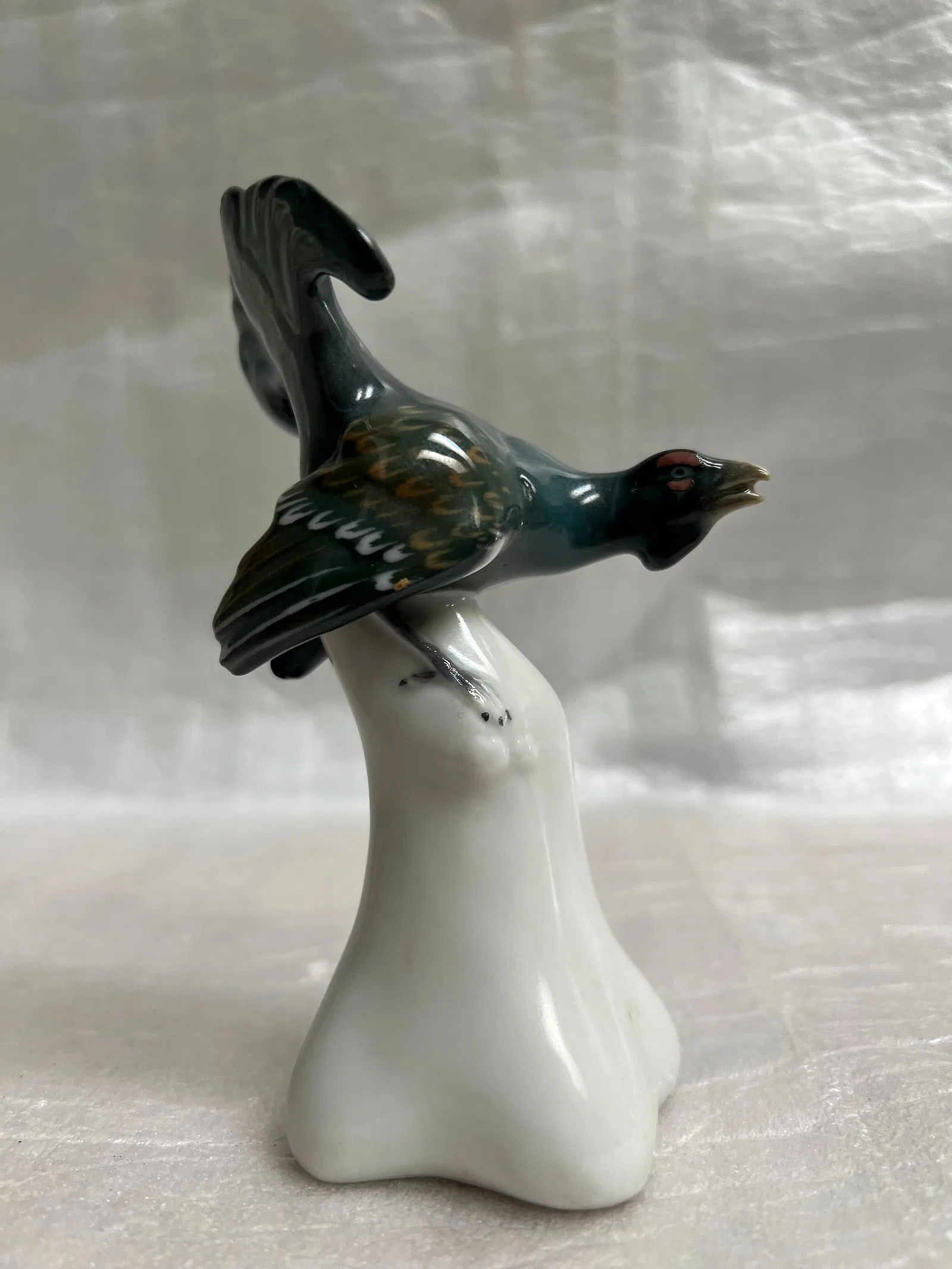 Goebel Porcelian Figurine "Bird in Flight" (1 of 3)