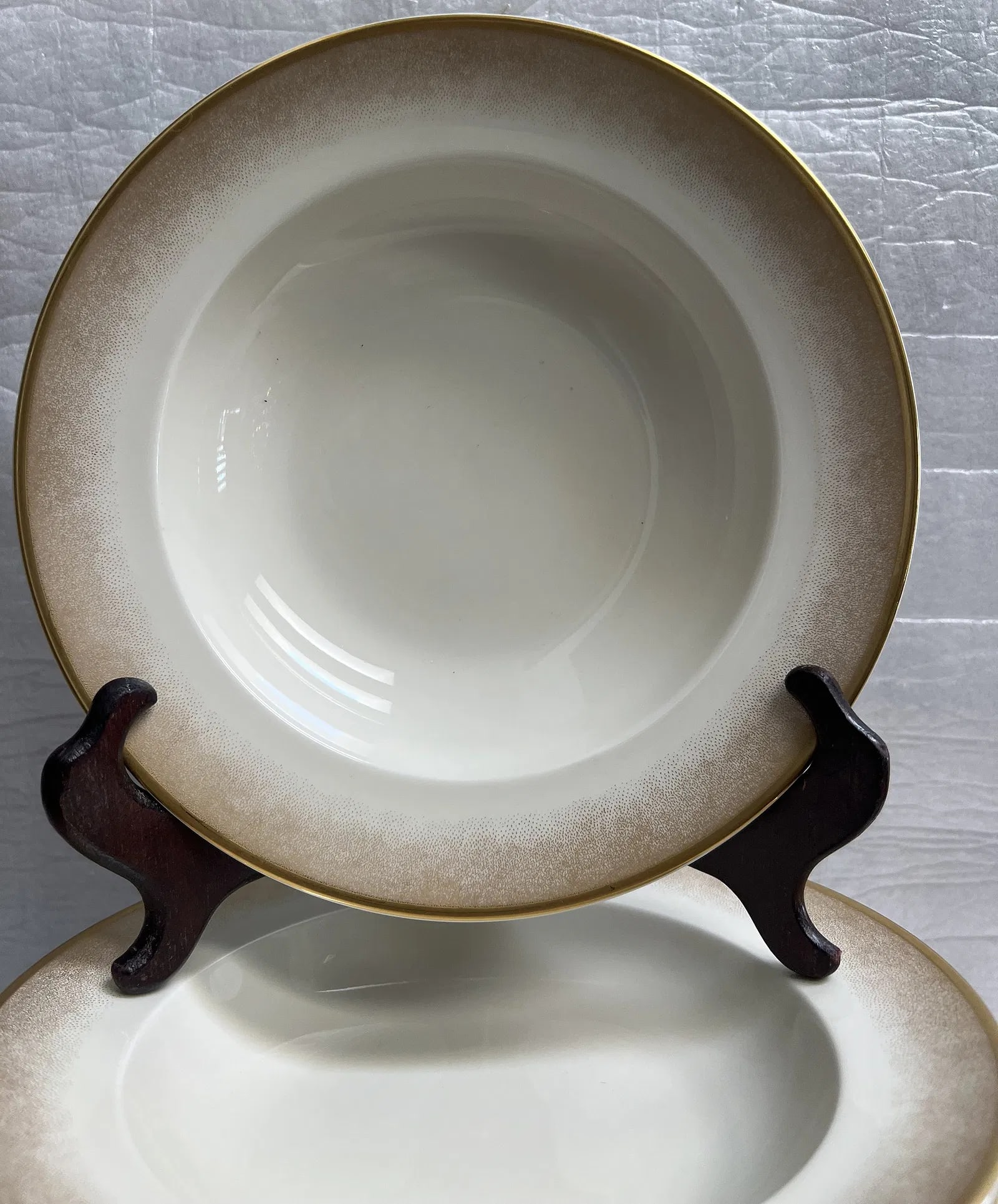 Vintage Rosenthal Continental "Golden Radiance" 5" Side Bowl set of 7: Design & Pattern: These plates feature a wide, sophisticated ombré rim that transitions from a speckled, earthy brown into a luminous, metallic gold edge.• Aesthetic: The pattern, often attribut
