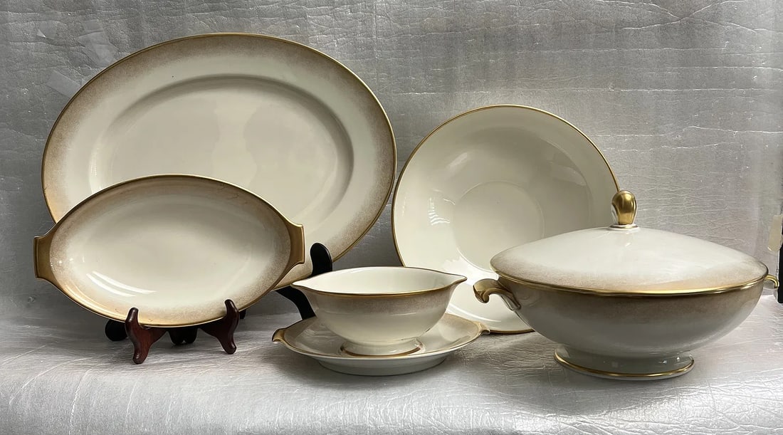 Vintage Rosenthal Germany Ivory Porcelain Dinnerware- Stippled Gold Gilt & Encrusted Handles (1 of 4)