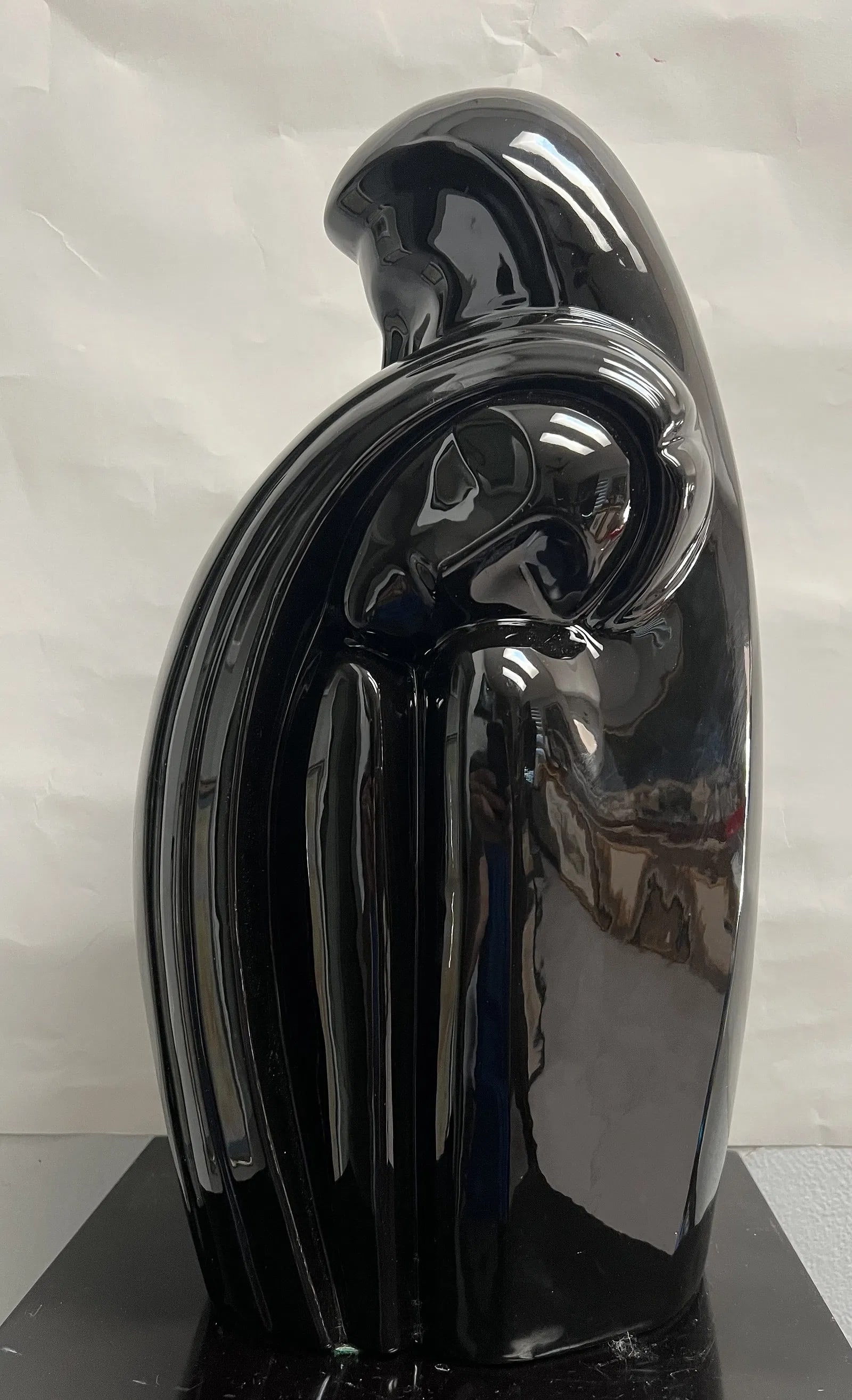 Vintage Haeger "Lovers Embrace" 18" Black Ceramic Statue - Model 6051: This iconic piece is known as the "Lovers Embrace" (Model #6051) by Haeger Potteries. This 18-inch ceramic statue is a classic example of Art Deco revival style, likely produced in the late 1980s or e