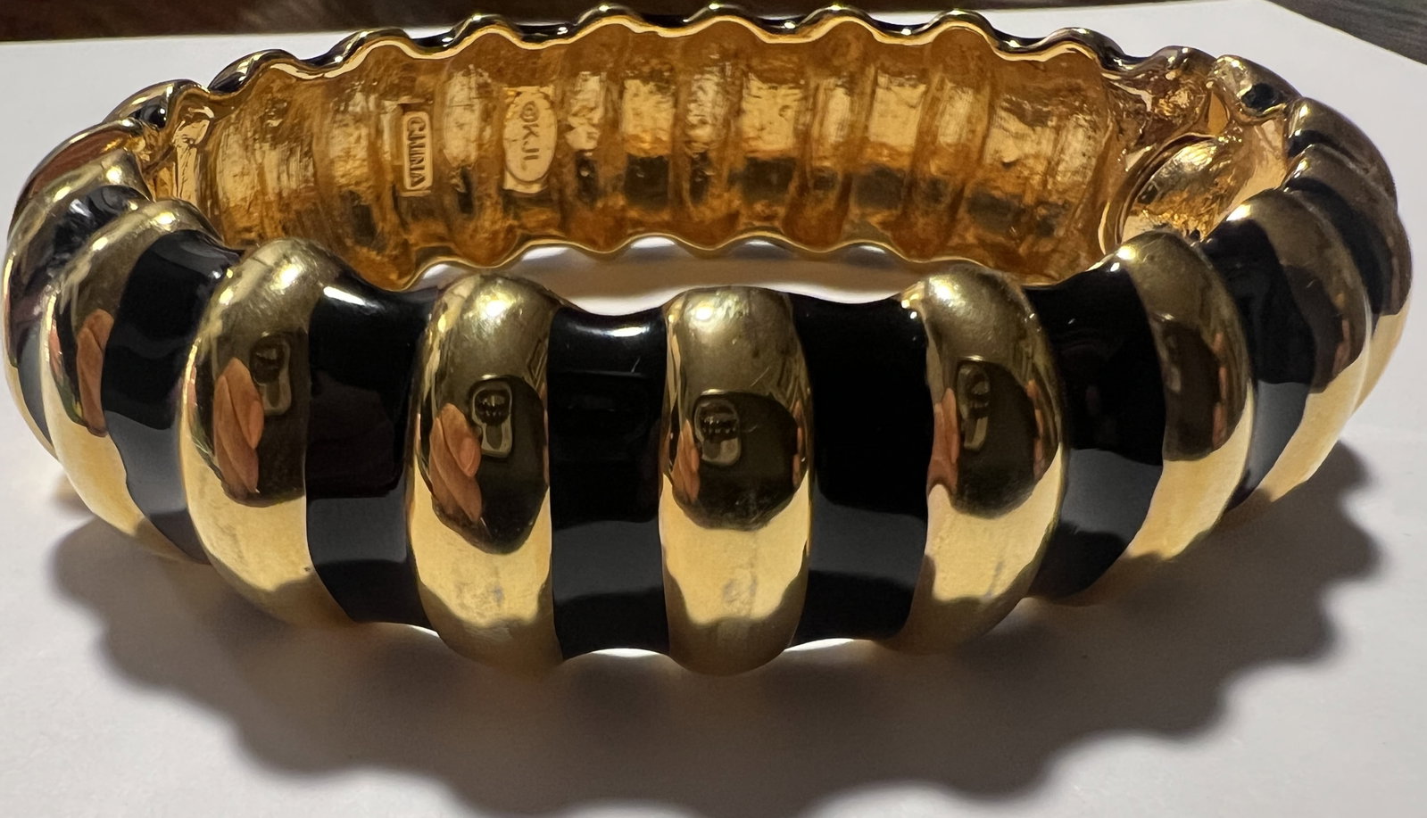 Vintage KJL Kenneth Jay Lane Gold Tone Black Enamel Striped Hinged Clamper Bangle Bracelet Alternat (1 of 4)