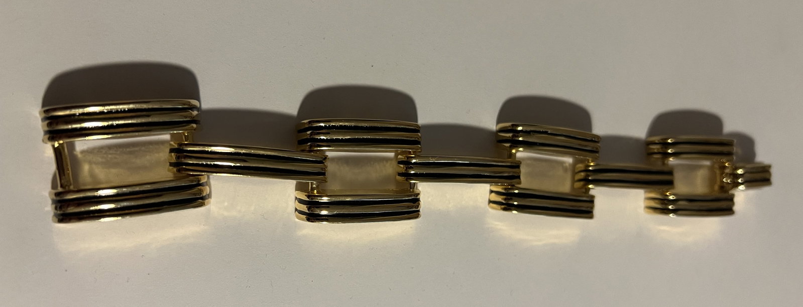 Vintage Kenneth Jay Lane Gold Plated Black Enamel Ribbed Chunky Link Bracelet (1 of 3)