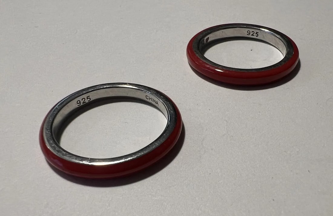 Set of 2 Sterling Silver 925 Red Enamel Stackable Eternity Band Rings Sz 7- 8 (1 of 1)