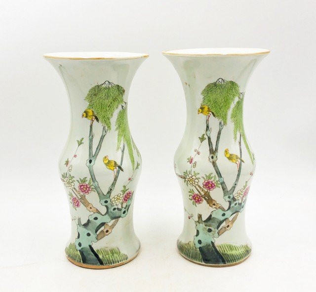 Pair of porcelain Chinese rose Famille vases. (1 of 4)