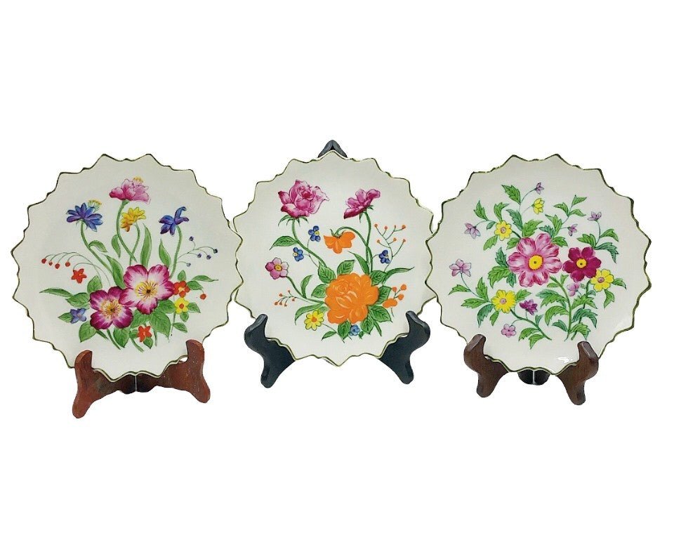 Beautiful set of 3 vintage 1980s stamped â€œAndrea by Sadek” decorative plates (1 of 1)