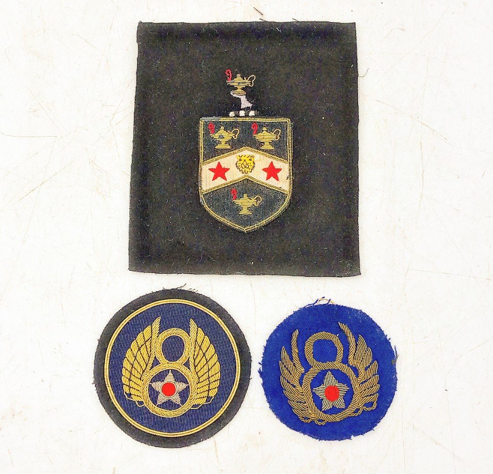 Lot set of 3 vintage badges - WW2 Air Force - The Mighty 8th (1 of 2)