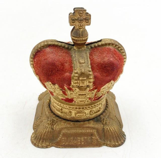 1950s vintage Queen Elizabeth II coronation - money coin box. (1 of 6)