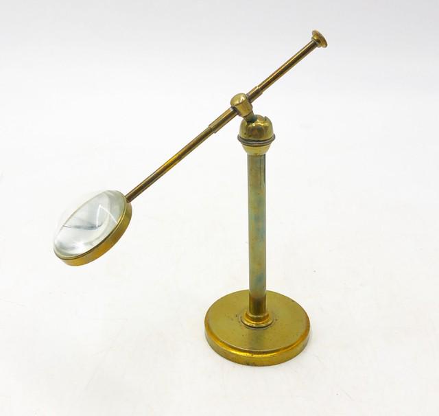 Antique magnifying glass on stand. Solid brass stand. (1 of 4)