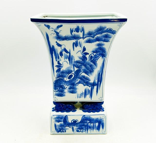 Amazing vintage stamped Maitland Smith Bohr and white tall rare design chinoiserie style vase. (1 of 4)